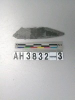 藏品(磨製石矛)的圖片